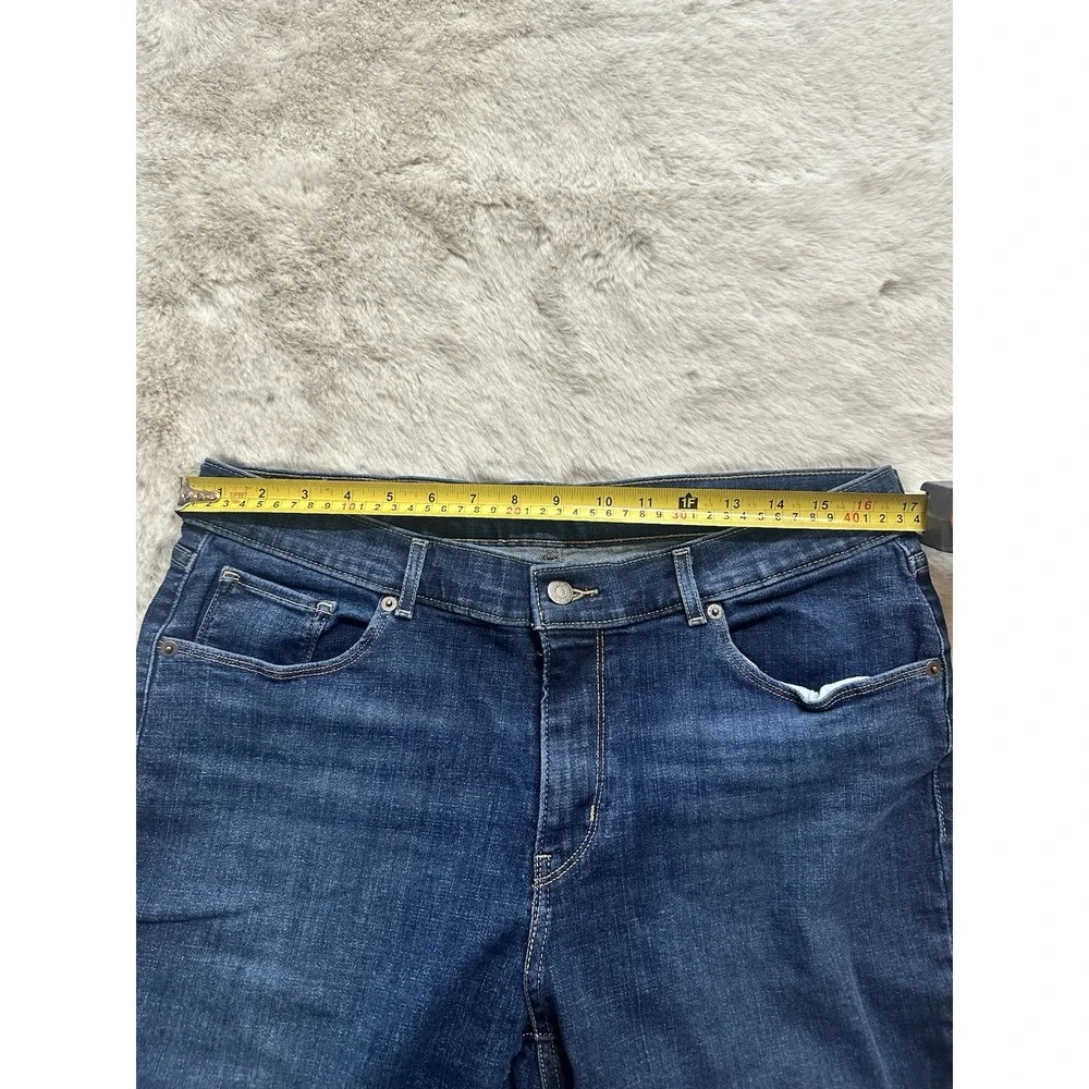 Levis Denim Bermuda‎ Men  Size 32 Blue Jean Shorts Medium Wash